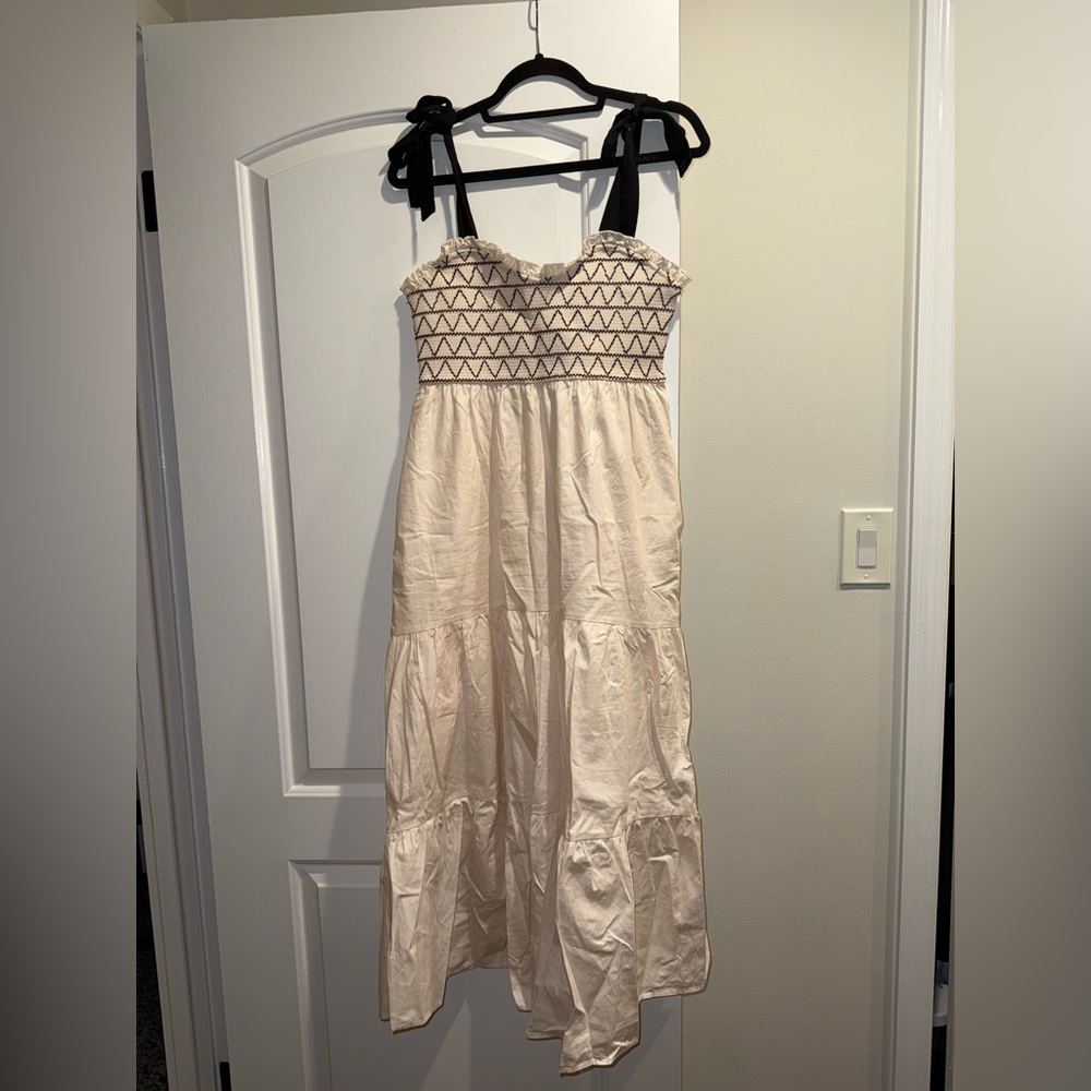 Trixxi Cream and Black Geometric Dress